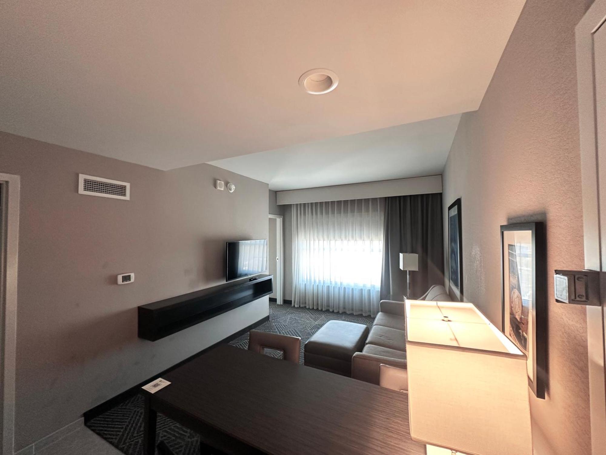 Embassy Suites By Hilton Kansas City Olathe Ngoại thất bức ảnh